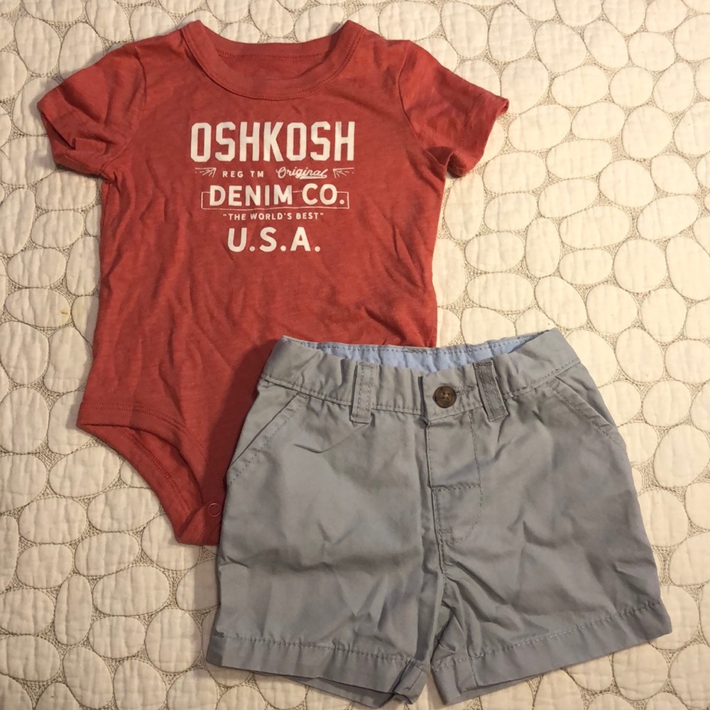 Oshkosh/Carter’s boys shorts set